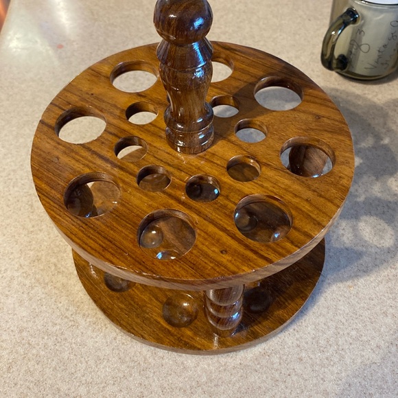 Hand crafted crochet hook wood holder. Like new. Tijarat Handicrafts 6.75 x 4.25 - Picture 1 of 4